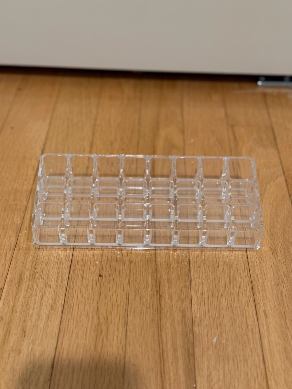 Clear Acrylic 30-Slot Lipstick Organizer